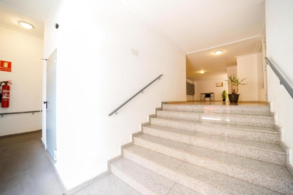 Apartment Schoene Mit Pool , Wi-fi Und Privat Garage Torrevieja